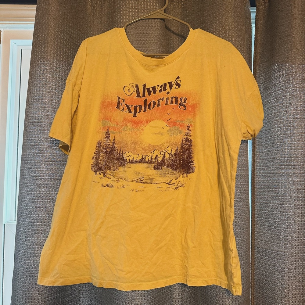 Wild fable graphic Tee